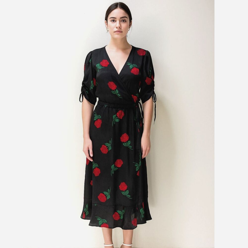 Torrid Midi wrap dress black red roses dark romantic whimsy goth fairy Women's M